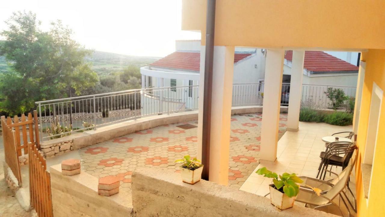 Apartman Kolan Exterior photo